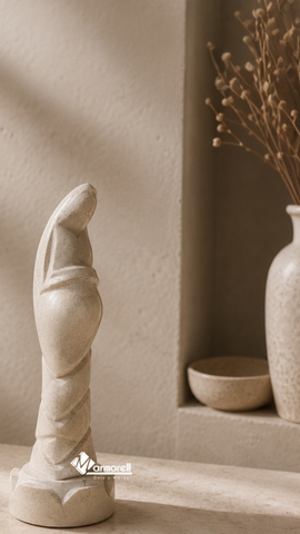 Escultura Virgen de la Dulce Espera • Mármol Natural 22 cm